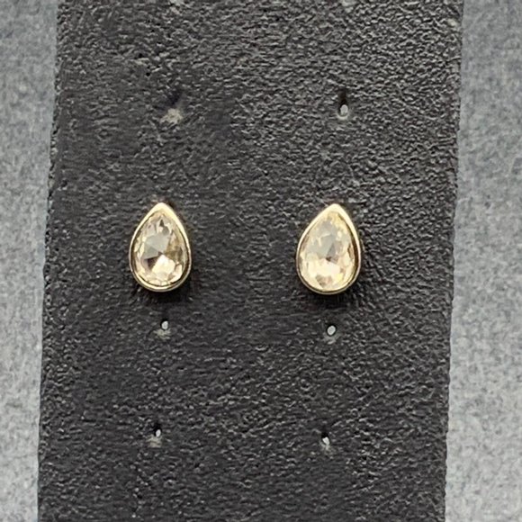 Clear Teardrop Stud Earrings As Is  Silver Faceted - Picture 1 of 3
